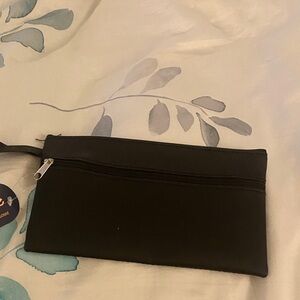Black wristlet